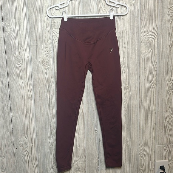 GymShark SWEAT SEAMLESS LEGGINGS Cherry Brown Size Small Like New - Picture 1 of 7